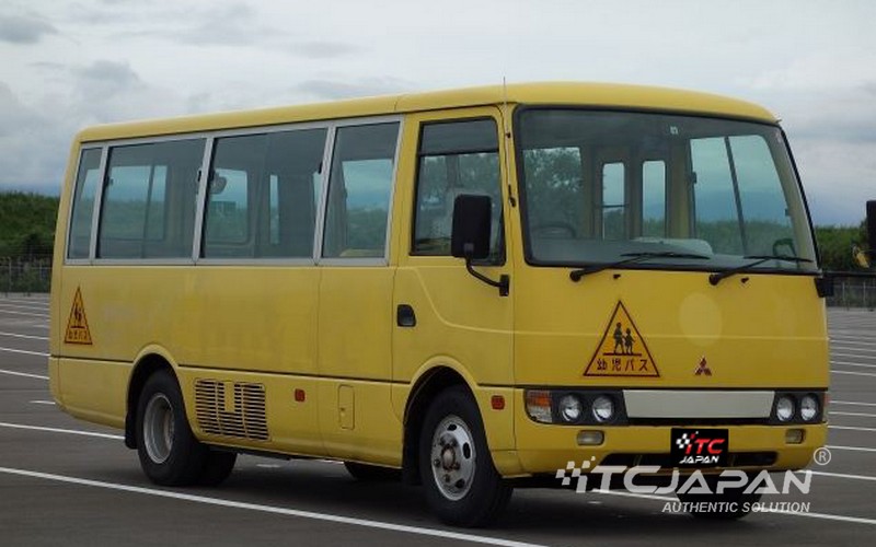 MITSUBISHI ROSA (2000)