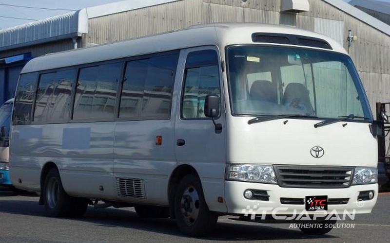 TOYOTA COASTER (2014)