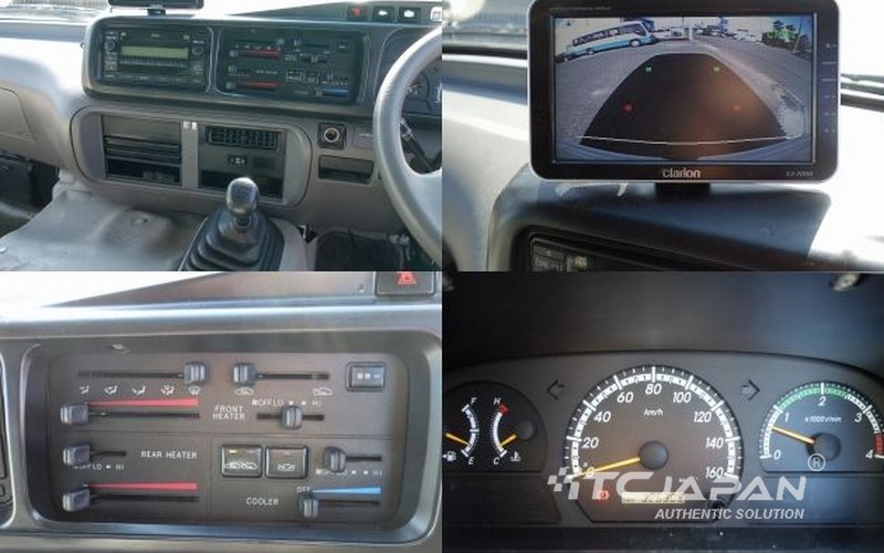 TOYOTA COASTER (2014)