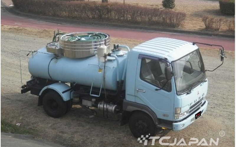 MITSUBISHI FUSO FIGHTER (2005)