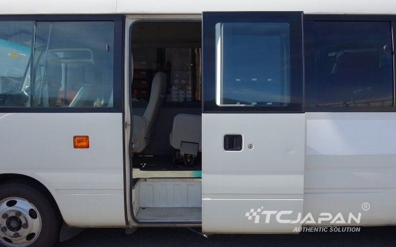 TOYOTA COASTER (2014)
