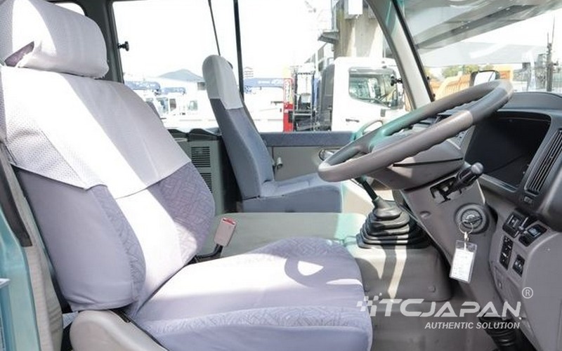 HINO LIESSE (2011)