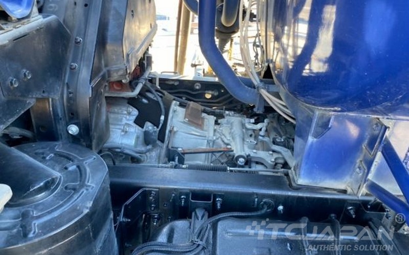 ISUZU FORWARD (2006)