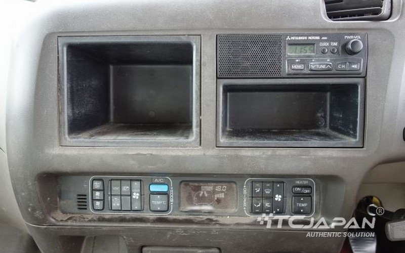 MITSUBISHI ROSA (2000)