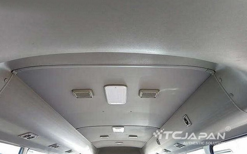 TOYOTA COASTER (2005)