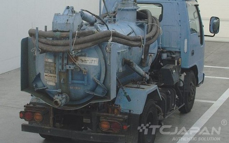 ISUZU ELF (2004)