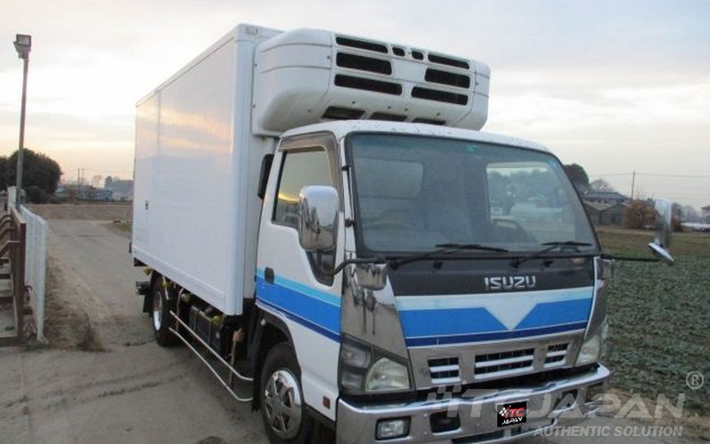 ISUZU ELF FREEZER (2006)
