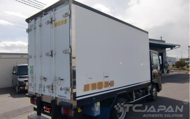 ISUZU ELF REFRIGERATOR (2007)