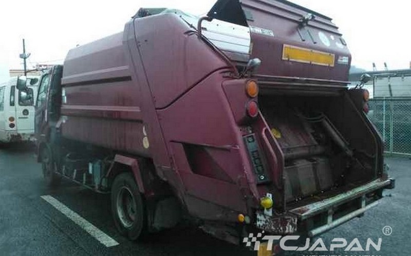 MITSUBISHI FUSO FIGHTER (2006)