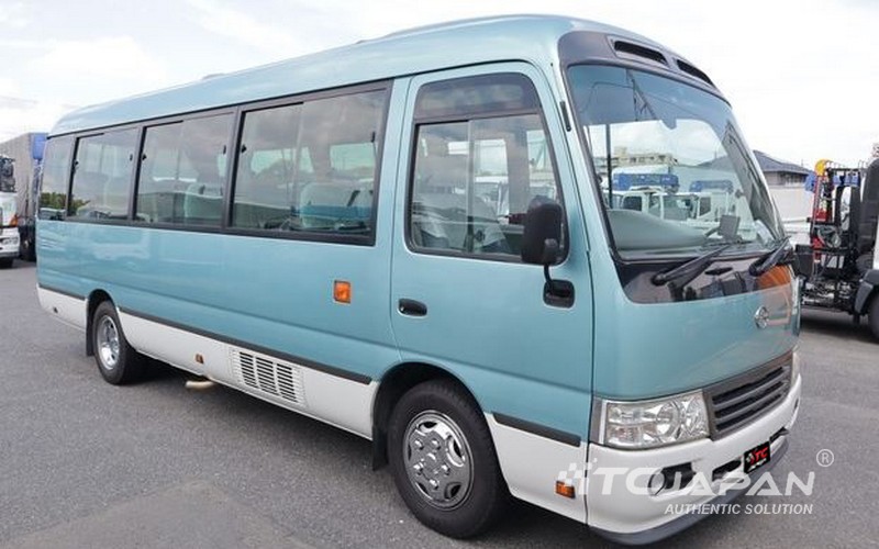 HINO LIESSE (2011)