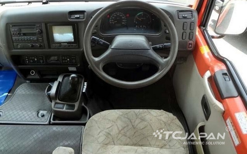 MITSUBISHI ROSA (2006)