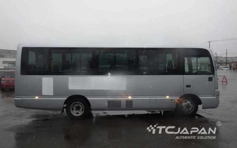 NISSAN CIVILIAN (2013)