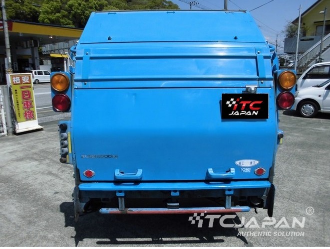 NISSAN CONDOR (2001)