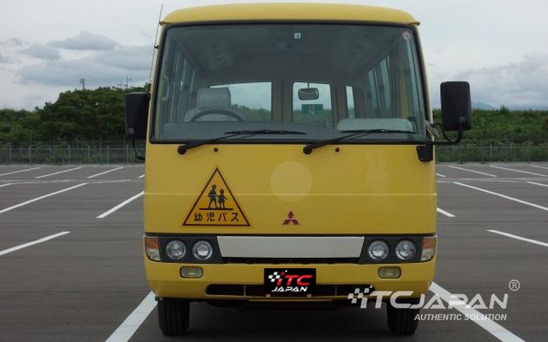 MITSUBISHI ROSA (2000)