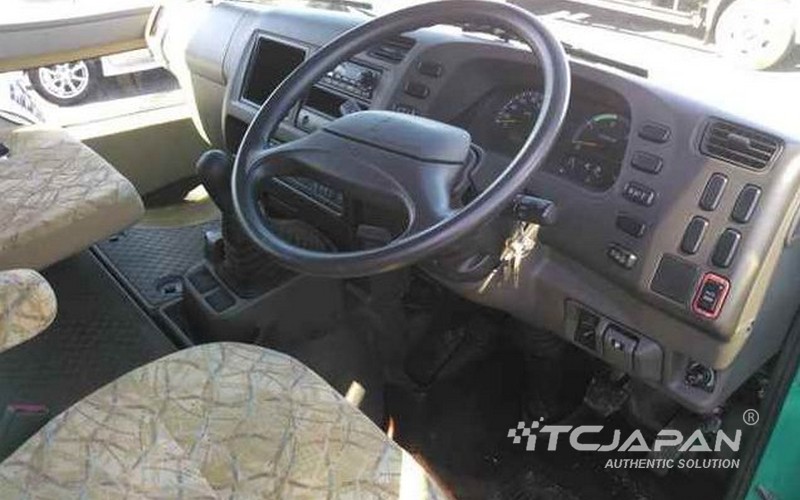 MITSUBISHI ROSA (2006)