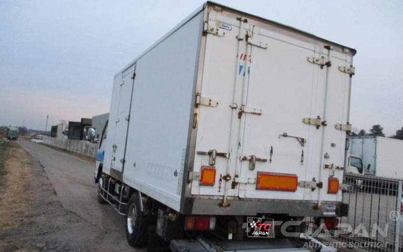 ISUZU ELF FREEZER (2006)