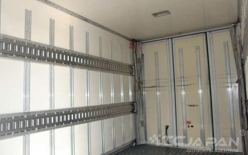 ISUZU ELF REFRIGERATOR (2007)