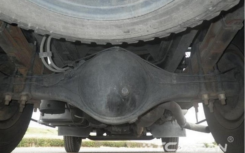 MITSUBISHI FUSO FIGHTER (2005)