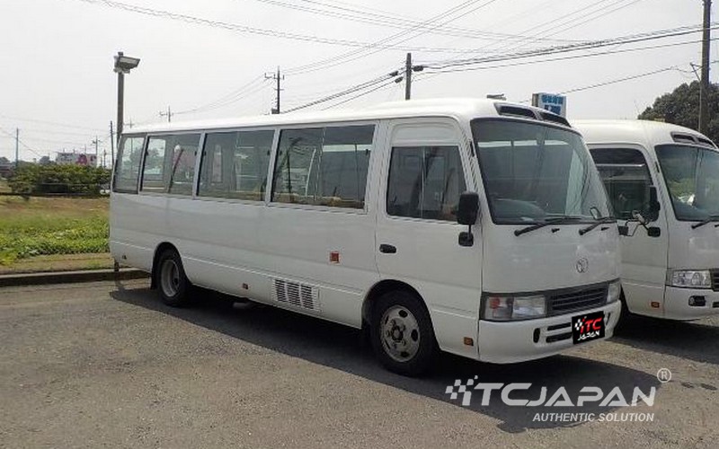 TOYOTA COASTER (2006)