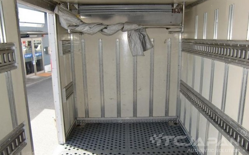 ISUZU ELF REFRIGERATOR (2007)