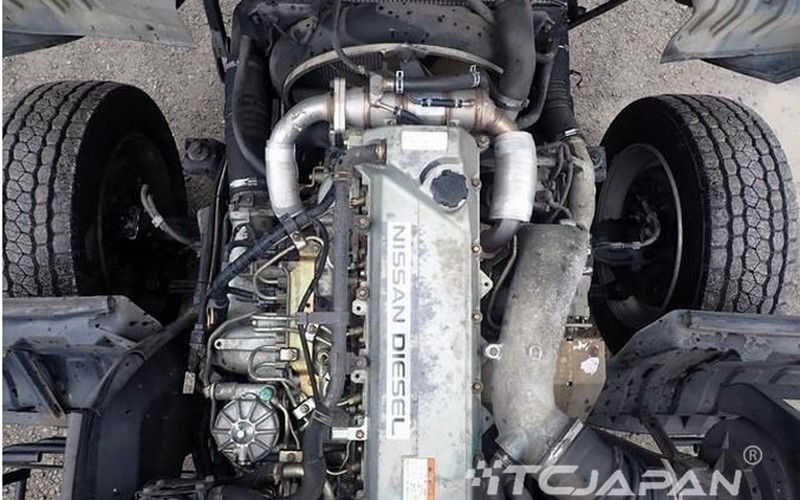 NISSAN CONDOR (2006)