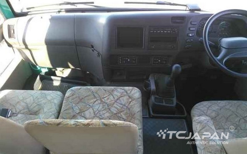 MITSUBISHI ROSA (2006)