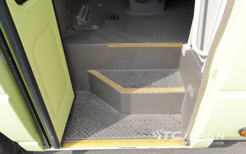 MITSUBISHI ROSA (2014)