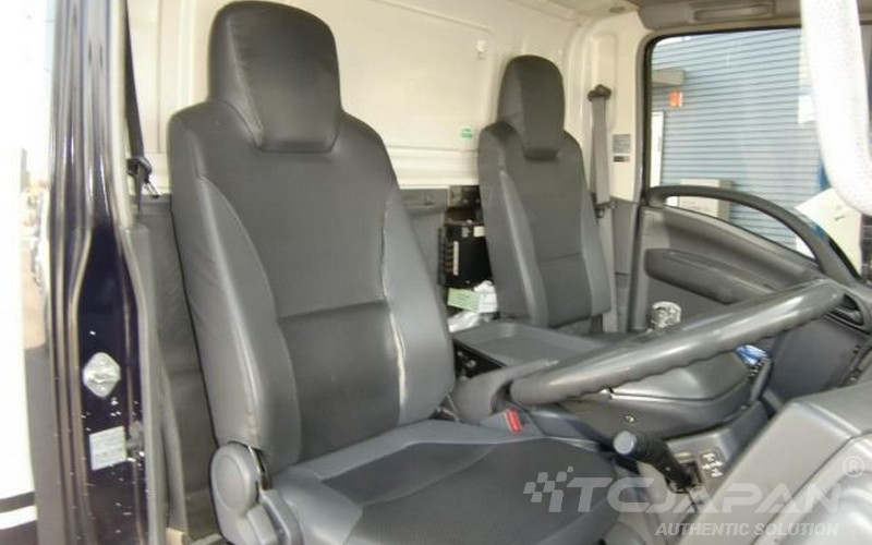 ISUZU ELF REFRIGERATOR (2007)