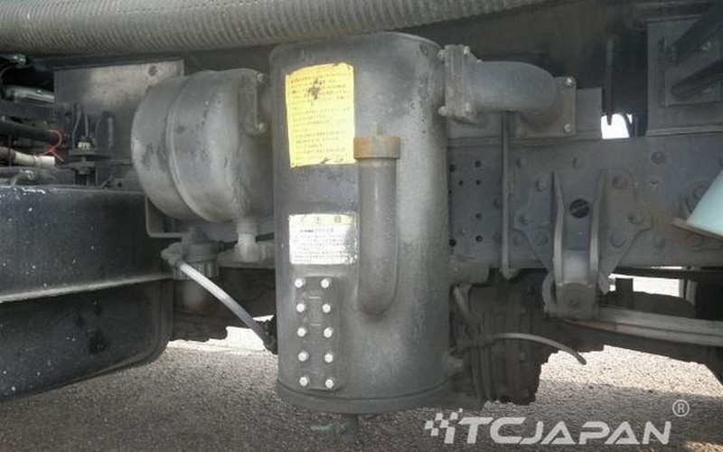 MITSUBISHI FUSO FIGHTER (2005)