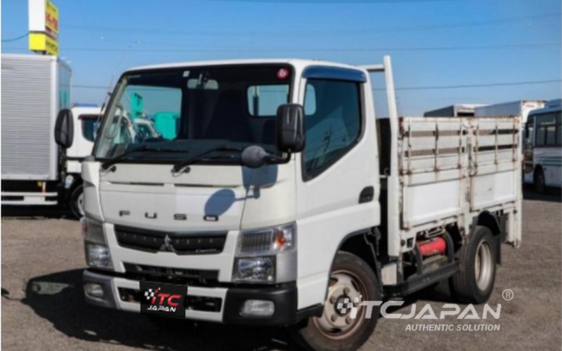 MITSUBISHI CANTER (2013)