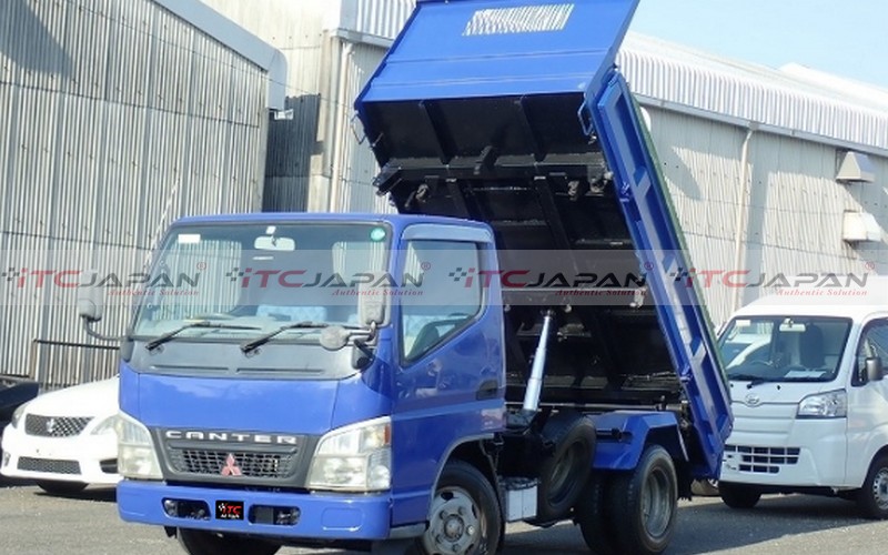 MITSUBISHI CANTER (2004)
