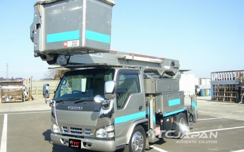 ISUZU ELF (2006)