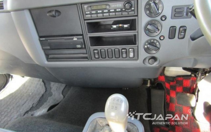 MITSUBISHI FUSO FIGHTER (2008)