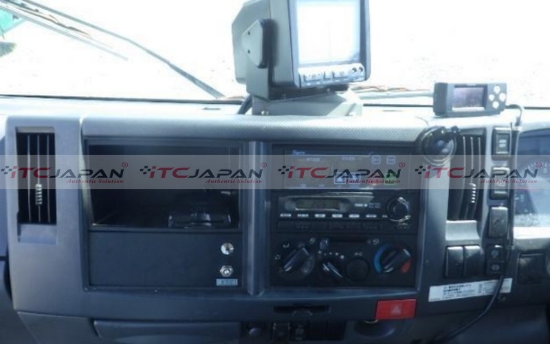 ISUZU ELF REFRIGERATOR (2007)