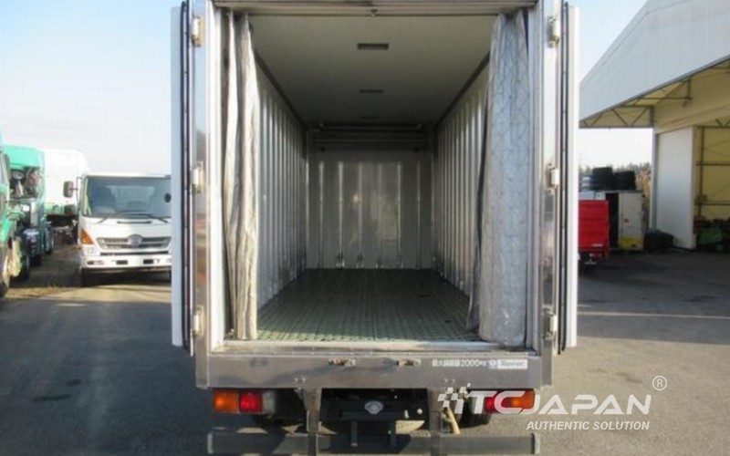 MITSUBISHI CANTER FREEZER (2005)