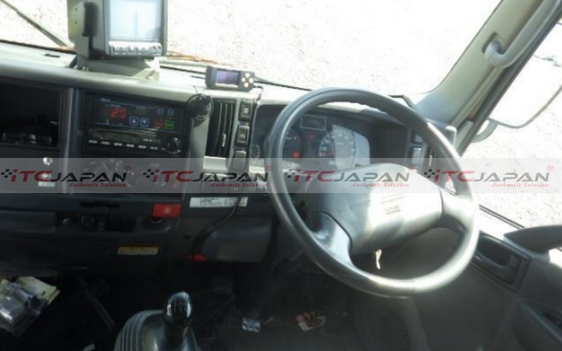 ISUZU ELF REFRIGERATOR (2007)