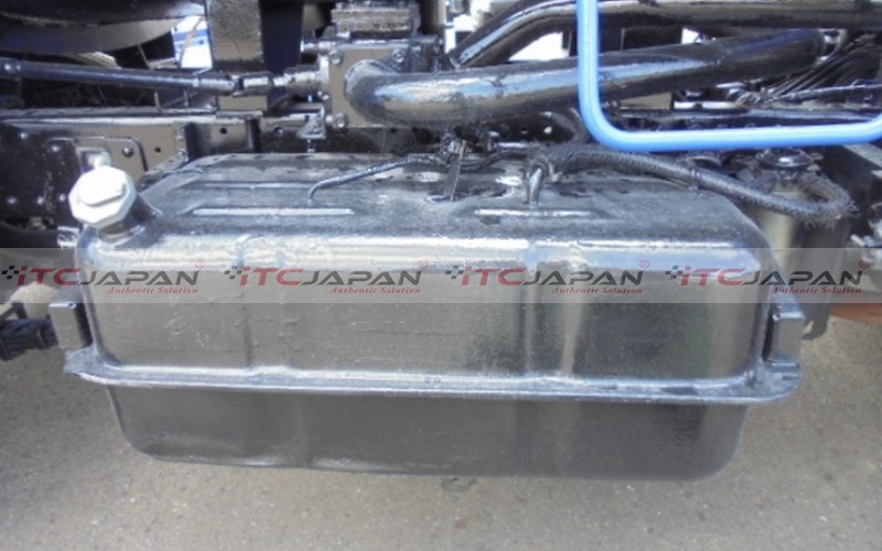 MITSUBISHI CANTER (2002)