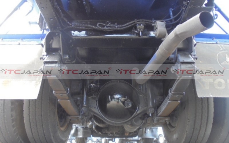 MITSUBISHI CANTER (2002)