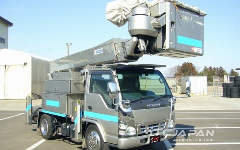ISUZU ELF (2006)