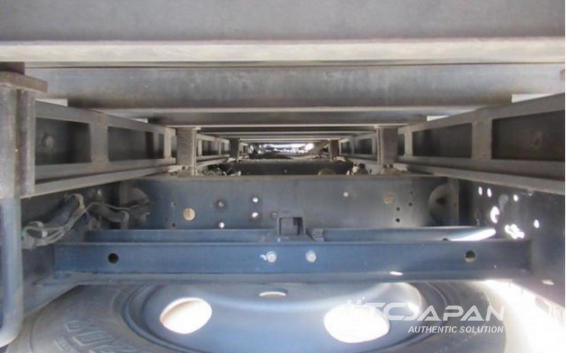 MITSUBISHI CANTER FREEZER (2005)