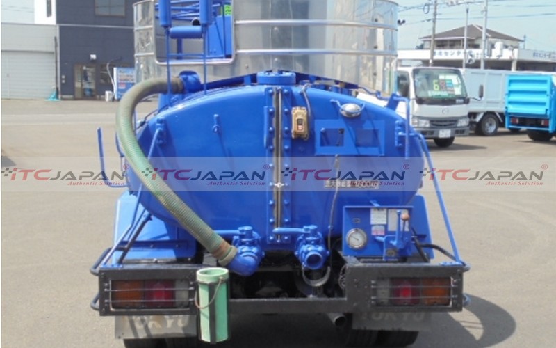 MITSUBISHI CANTER (2002)