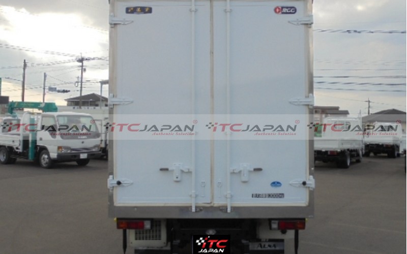 MITSUBISHI CANTER REFRIGERATOR (2007)