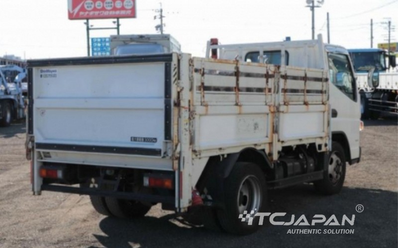 MITSUBISHI CANTER (2013)