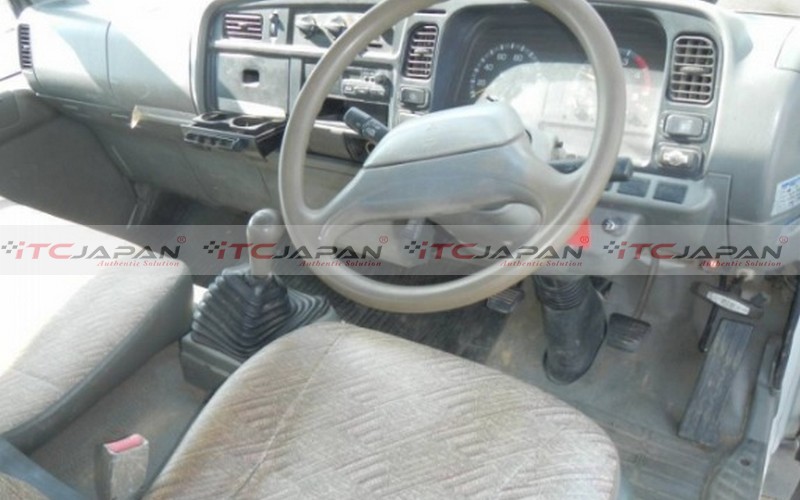 MITSUBISHI CANTER  (1999)