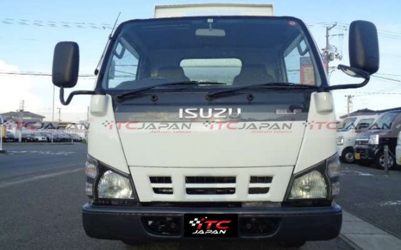 ISUZU ELF (2006)