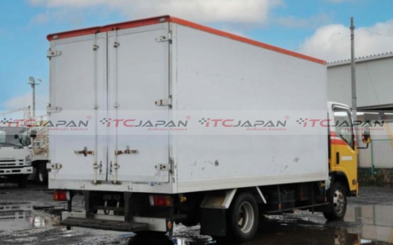 ISUZU ELF REFRIGERATOR (2007)