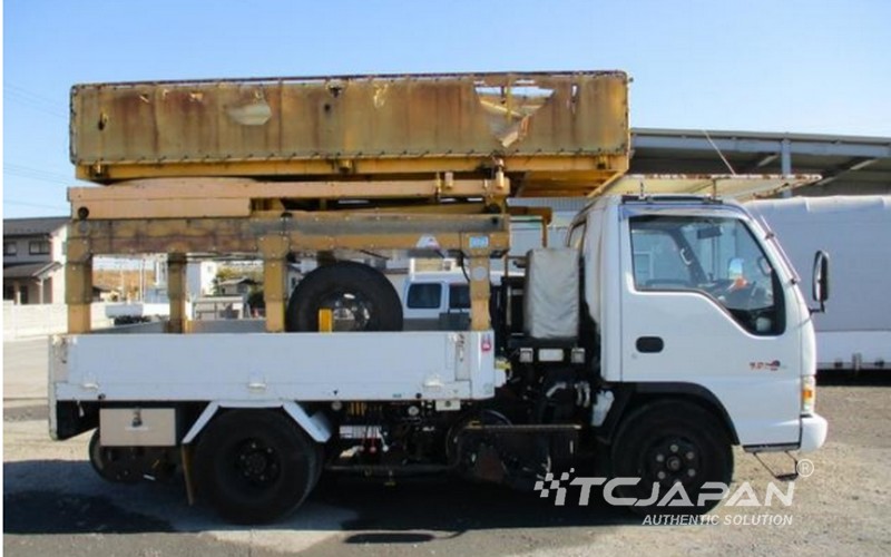 ISUZU ELF (2005)
