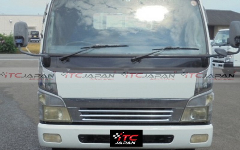 MITSUBISHI CANTER (2003)