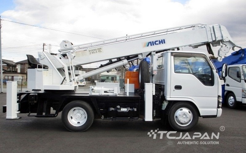 ISUZU ELF (2006)