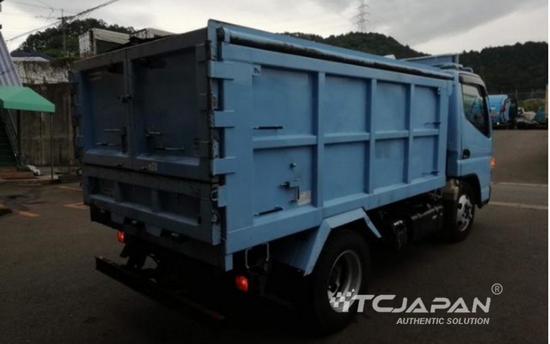 MITSUBISHI CANTER (2012)